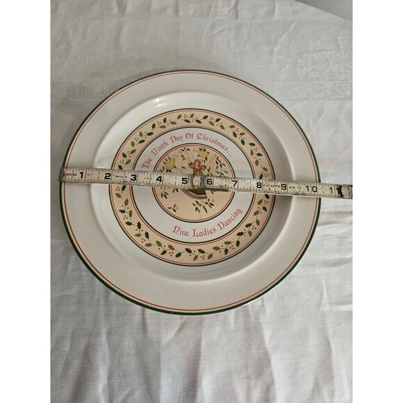 Vintage Anchor Hocking Stoneware Collector Plate 9th Day of Christmas 10 1/2" - Picture 3 of 3